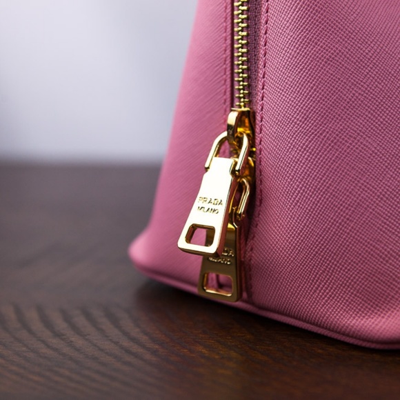 PRADA Handbag - Picture 4 of 6